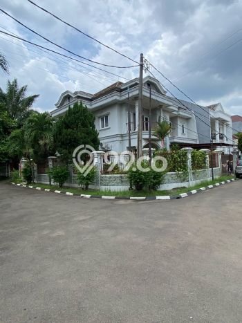 Hunian Elit LB 380m2 Siap Pakai Desain Elegan di Cibubur, Bekasi Hunian Elit LB 380m2 Siap Pakai Desain Elegan di Cibubur, Bekasi