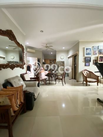 Hunian Elit LB 380m2 Siap Pakai Desain Elegan di Cibubur, Bekasi Hunian Elit LB 380m2 Siap Pakai Desain Elegan di Cibubur, Bekasi