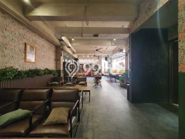 Komersial Premium Kawasan Tebet, Luas 1300m², Lokasi Jalan Utama Komersial Premium Kawasan Tebet, Luas 1300m², Lokasi Jalan Utama