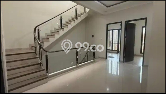 Rumah Mewah LB 195m2 Siap Huni Desain Elegan di Rawamangun, Jakarta Timur Rumah Mewah LB 195m2 Siap Huni Desain Elegan di Rawamangun, Jakarta Timur