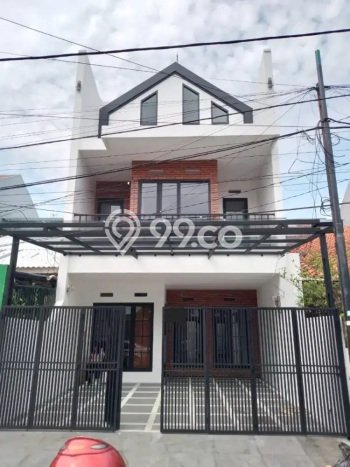 Ready to Use! Premium House LT 110m2 Desain Modern di Pondok Kelapa Ready to Use! Premium House LT 110m2 Desain Modern di Pondok Kelapa