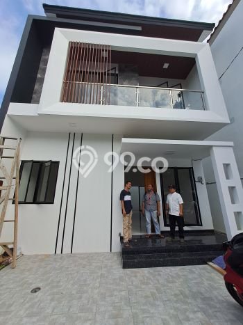 For Sale Hunian Rumah Nyaman 4 Kamar di Pondok Kelapa, Jakarta Timur For Sale Hunian Rumah Nyaman 4 Kamar di Pondok Kelapa, Jakarta Timur