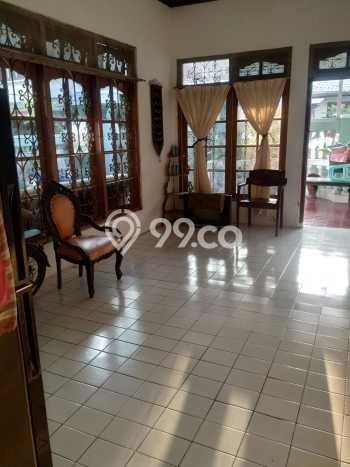 Rumah Modern 4 KT LT 165m2 di Bintara Rumah Modern 4 KT LT 165m2 di Bintara