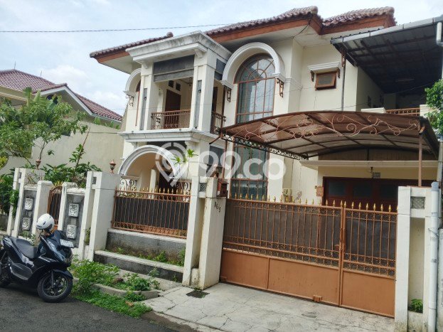 Rumah Mewah Siap Huni LT 345m2 di Duren Sawit, Jakarta Timur Rumah Mewah Siap Huni LT 345m2 di Duren Sawit, Jakarta Timur