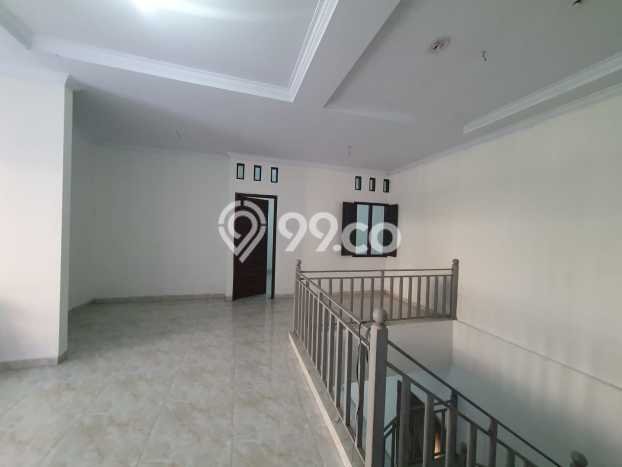 For Sale Rumah Mewah Exclusive di Duren Sawit, Jakarta Timur For Sale Rumah Mewah Exclusive di Duren Sawit, Jakarta Timur