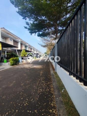 Rumah Modern 5 KT di Jakarta Garden City Jakarta Timur Semi Furnished Rumah Modern 5 KT di Jakarta Garden City Jakarta Timur Semi Furnished