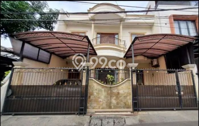 Hunian Elit LB 200m2 Siap Pakai Desain Elegan di Rawamangun, Jakarta Timur Hunian Elit LB 200m2 Siap Pakai Desain Elegan di Rawamangun, Jakarta Timur