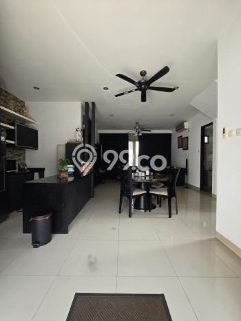 Rumah Mewah LB 350m2 Siap Pakai Desain Elegan di Pondok Labu, Jakarta Selatan Rumah Mewah LB 350m2 Siap Pakai Desain Elegan di Pondok Labu, Jakarta Selatan