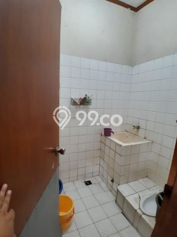 Siap Huni Hunian Elit 6 Kamar di Pesanggrahan Dekat ke Mana Pun Siap Huni Hunian Elit 6 Kamar di Pesanggrahan Dekat ke Mana Pun