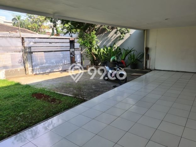 Rumah Mewah LB 180m2 Siap Huni Desain Elegan di Bintaro, Jakarta Selatan Rumah Mewah LB 180m2 Siap Huni Desain Elegan di Bintaro, Jakarta Selatan