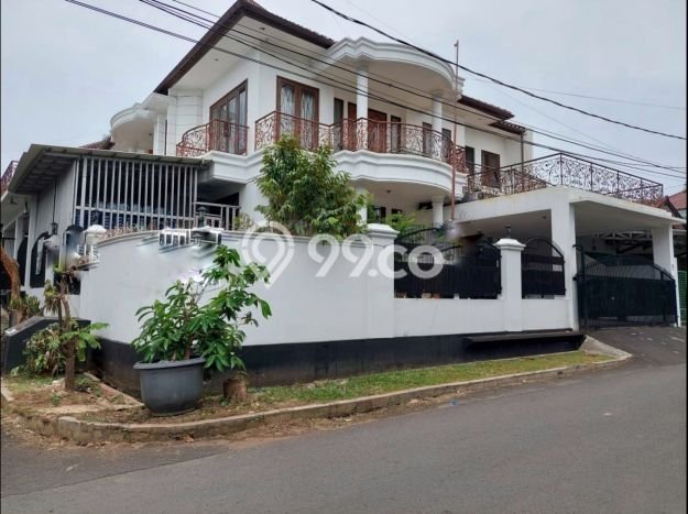 Hunian Mewah LB 500m2 Siap Pakai Desain Elegan di Bintaro, Jakarta Selatan Hunian Mewah LB 500m2 Siap Pakai Desain Elegan di Bintaro, Jakarta Selatan