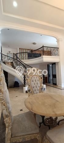 Rumah Mewah LB 800m2 Siap Huni Desain Elegan di Cipete, Jakarta Selatan Rumah Mewah LB 800m2 Siap Huni Desain Elegan di Cipete, Jakarta Selatan