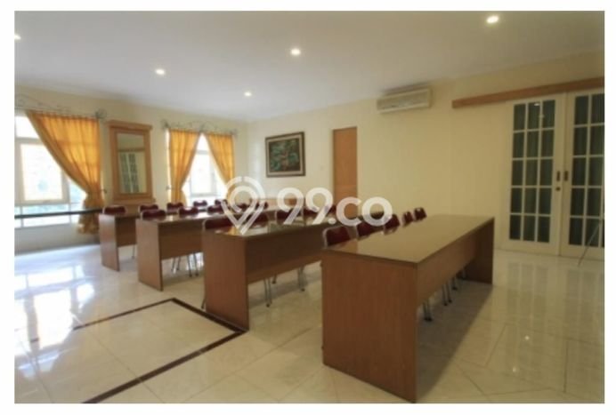 Rumah Luxury Modern Tanpa Renovasi di Pejaten Jakarta Selatan Rumah Luxury Modern Tanpa Renovasi di Pejaten Jakarta Selatan