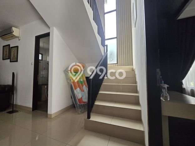 Rumah Mewah LB 350m2 Siap Pakai Desain Elegan di Pondok Labu, Jakarta Selatan Rumah Mewah LB 350m2 Siap Pakai Desain Elegan di Pondok Labu, Jakarta Selatan