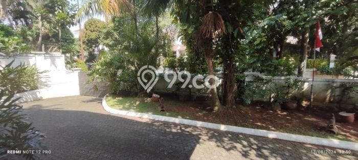 Disewakan Rumah Strategis di Pondok Indah LT 1000m2 / LB 800m2 Kondisi Bagus Disewakan Rumah Strategis di Pondok Indah LT 1000m2 / LB 800m2 Kondisi Bagus
