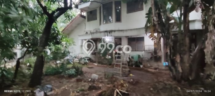 Ready to Use! Premium House LT 493m2 Desain Elegan di Senopati Ready to Use! Premium House LT 493m2 Desain Elegan di Senopati