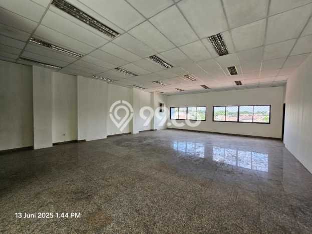 Disewakan Ruko di Kawasan Ramai Blok M Luas 2000m2 Disewakan Ruko di Kawasan Ramai Blok M Luas 2000m2
