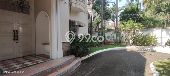 Disewakan Rumah Strategis di Pondok Indah LT 1000m2 / LB 800m2 Kondisi Bagus Disewakan Rumah Strategis di Pondok Indah LT 1000m2 / LB 800m2 Kondisi Bagus