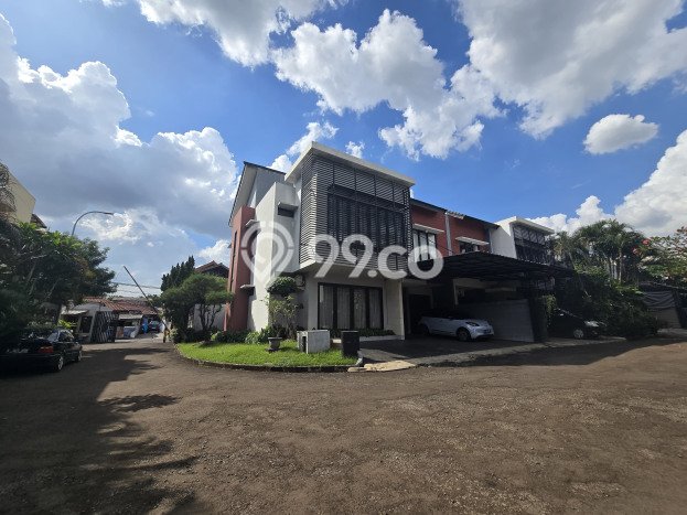 Rumah Mewah LB 350m2 Siap Pakai Desain Elegan di Pondok Labu, Jakarta Selatan Rumah Mewah LB 350m2 Siap Pakai Desain Elegan di Pondok Labu, Jakarta Selatan