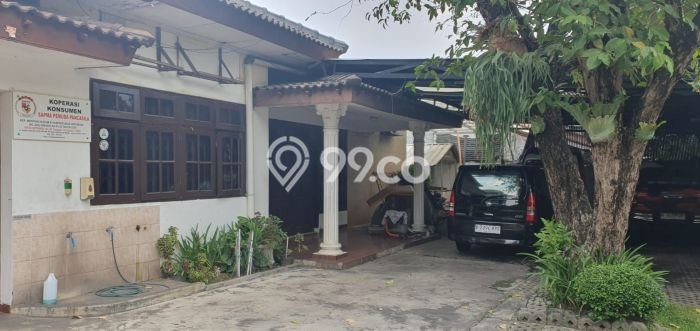 Disewakan! Rumah 5 Kamar Tidur &
3 Kamar Mandi di Pejaten, Jakarta Selatan Disewakan! Rumah 5 Kamar Tidur &
3 Kamar Mandi di Pejaten, Jakarta Selatan