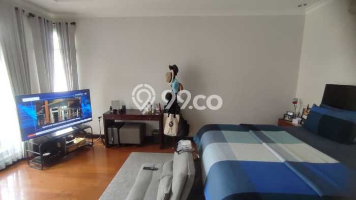 Rumah Luxury Modern Tanpa Renovasi di Fatmawati Jakarta Selatan Rumah Luxury Modern Tanpa Renovasi di Fatmawati Jakarta Selatan