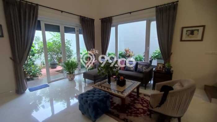 Dijual Rumah Elit Exclusive di Cilandak, Jakarta Selatan Dijual Rumah Elit Exclusive di Cilandak, Jakarta Selatan