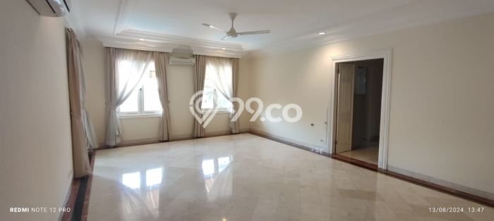 Disewakan Rumah Strategis di Pondok Indah LT 1000m2 / LB 800m2 Kondisi Bagus Disewakan Rumah Strategis di Pondok Indah LT 1000m2 / LB 800m2 Kondisi Bagus