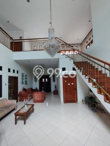 Dijual Rumah Luas Elegan Dengan View Cantik di Permata Hijau, Jakarta Selatan Dijual Rumah Luas Elegan Dengan View Cantik di Permata Hijau, Jakarta Selatan