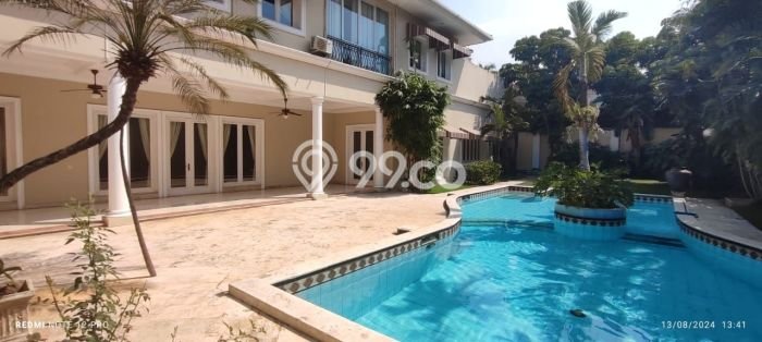 Disewakan Rumah Strategis di Pondok Indah LT 1000m2 / LB 800m2 Kondisi Bagus Disewakan Rumah Strategis di Pondok Indah LT 1000m2 / LB 800m2 Kondisi Bagus
