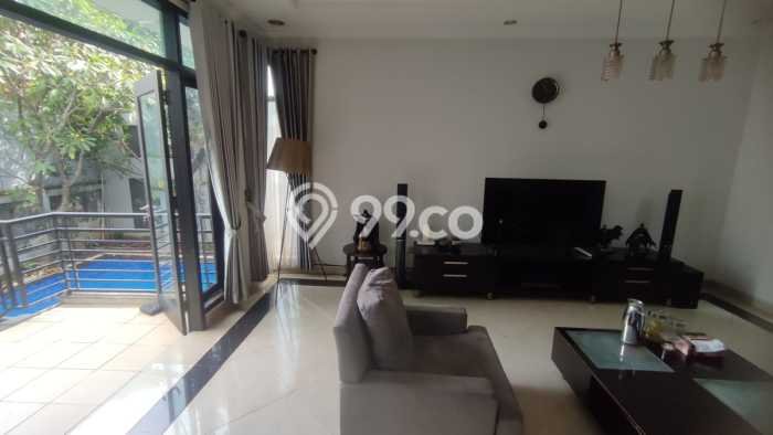 Rumah Luxury Modern Tanpa Renovasi di Fatmawati Jakarta Selatan Rumah Luxury Modern Tanpa Renovasi di Fatmawati Jakarta Selatan