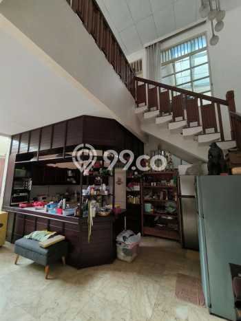 Rumah Elit Modern Siap Huni di Pondok Indah Jakarta Selatan Rumah Elit Modern Siap Huni di Pondok Indah Jakarta Selatan