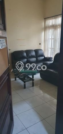 Disewakan! Rumah 5 Kamar Tidur &
3 Kamar Mandi di Pejaten, Jakarta Selatan Disewakan! Rumah 5 Kamar Tidur &
3 Kamar Mandi di Pejaten, Jakarta Selatan