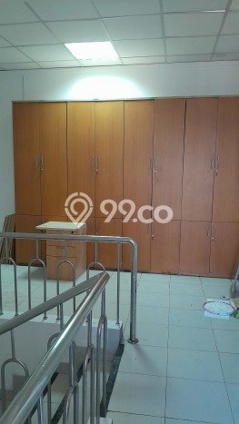 Ruko Kawasan Warung Buncit, Luas 180m2m², Lokasi Komersial, Disewakan Ruko Kawasan Warung Buncit, Luas 180m2m², Lokasi Komersial, Disewakan