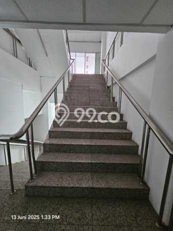Disewakan Ruko di Kawasan Ramai Blok M Luas 2000m2 Disewakan Ruko di Kawasan Ramai Blok M Luas 2000m2