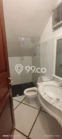 Hunian Ideal dengan LT 450m2 & LB 800m2 Disewakan di Pondok Indah Hunian Ideal dengan LT 450m2 & LB 800m2 Disewakan di Pondok Indah