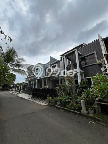 Rumah Elit Modern Siap Huni di Tanjung Barat Jakarta Selatan Rumah Elit Modern Siap Huni di Tanjung Barat Jakarta Selatan