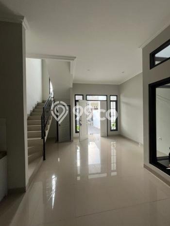 Rumah Luas Asri 3 KT Siap Huni di Cinere Jakarta Selatan Rumah Luas Asri 3 KT Siap Huni di Cinere Jakarta Selatan