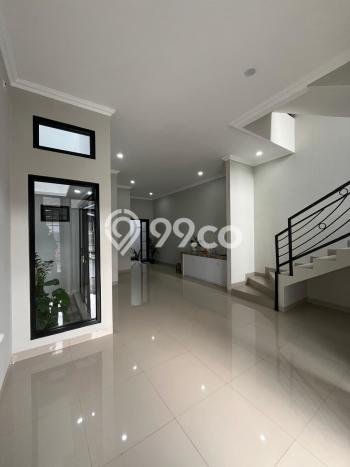 Rumah Luas Asri 3 KT Siap Huni di Cinere Jakarta Selatan Rumah Luas Asri 3 KT Siap Huni di Cinere Jakarta Selatan