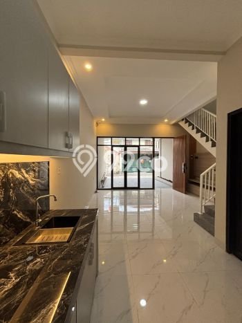 Hunian Cantik Modern Lb 135m2 di Kemayoran, Jakarta Pusat Hunian Cantik Modern Lb 135m2 di Kemayoran, Jakarta Pusat