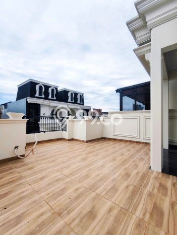 Siap Huni Rumah Mewah 4 Kamar di Jagakarsa Dekat ke Mana Pun Siap Huni Rumah Mewah 4 Kamar di Jagakarsa Dekat ke Mana Pun