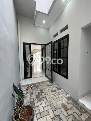 Rumah Luas Asri 3 KT Siap Huni di Cinere Jakarta Selatan Rumah Luas Asri 3 KT Siap Huni di Cinere Jakarta Selatan