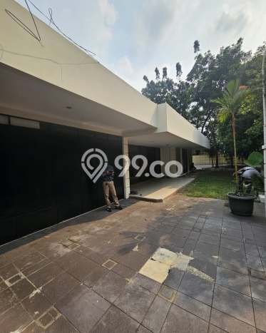 Dijual Rumah Mewah Exclusive di Kebayoran Baru, Jakarta Selatan Dijual Rumah Mewah Exclusive di Kebayoran Baru, Jakarta Selatan