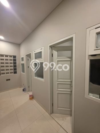 Siap Huni Hunian Elit 5 Kamar di Kebayoran Baru Dekat ke Mana Saja Siap Huni Hunian Elit 5 Kamar di Kebayoran Baru Dekat ke Mana Saja