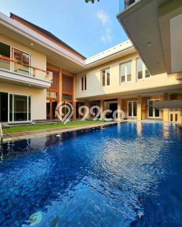 Ready to Use! Luxury House LT 759m2 Desain Modern di Pondok Indah Ready to Use! Luxury House LT 759m2 Desain Modern di Pondok Indah