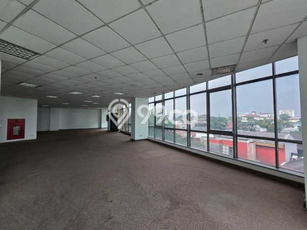 Unit Kantor Dijual di Jakarta Selatan LT 1115m2 & LB 4157m2 Unit Kantor Dijual di Jakarta Selatan LT 1115m2 & LB 4157m2