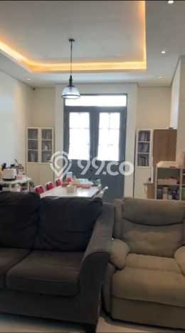 For Sale! Premium House LT 240m2 Desain Modern di Gandaria For Sale! Premium House LT 240m2 Desain Modern di Gandaria
