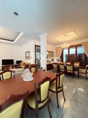 Hunian Eksklusif Siap Huni LT 667m2 di Kebayoran Baru, Jakarta Selatan Hunian Eksklusif Siap Huni LT 667m2 di Kebayoran Baru, Jakarta Selatan