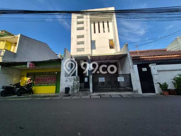Rumah Kost Dijual di Kebayoran Baru, Jakarta Selatan, 0 KT, 5 KM, Bangunan 200m2 Rumah Kost Dijual di Kebayoran Baru, Jakarta Selatan, 0 KT, 5 KM, Bangunan 200m2