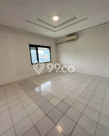 For Sale! Luxury House LT 745m2 Desain Elegan di Bangka For Sale! Luxury House LT 745m2 Desain Elegan di Bangka