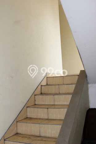 Unit Kost Dijual di Gandaria dengan 0 Kamar Area Ramai Unit Kost Dijual di Gandaria dengan 0 Kamar Area Ramai